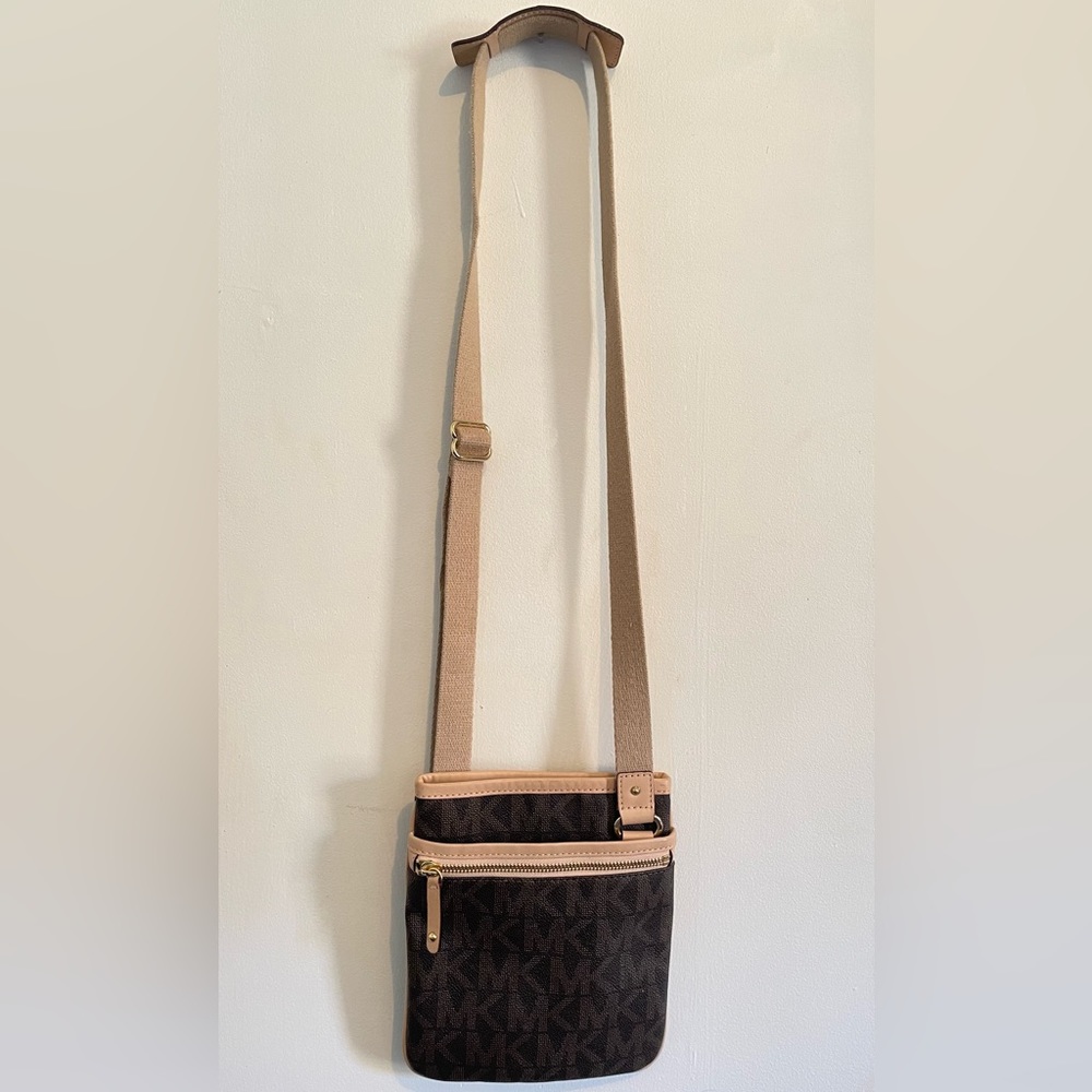 MK Crossbody EUC